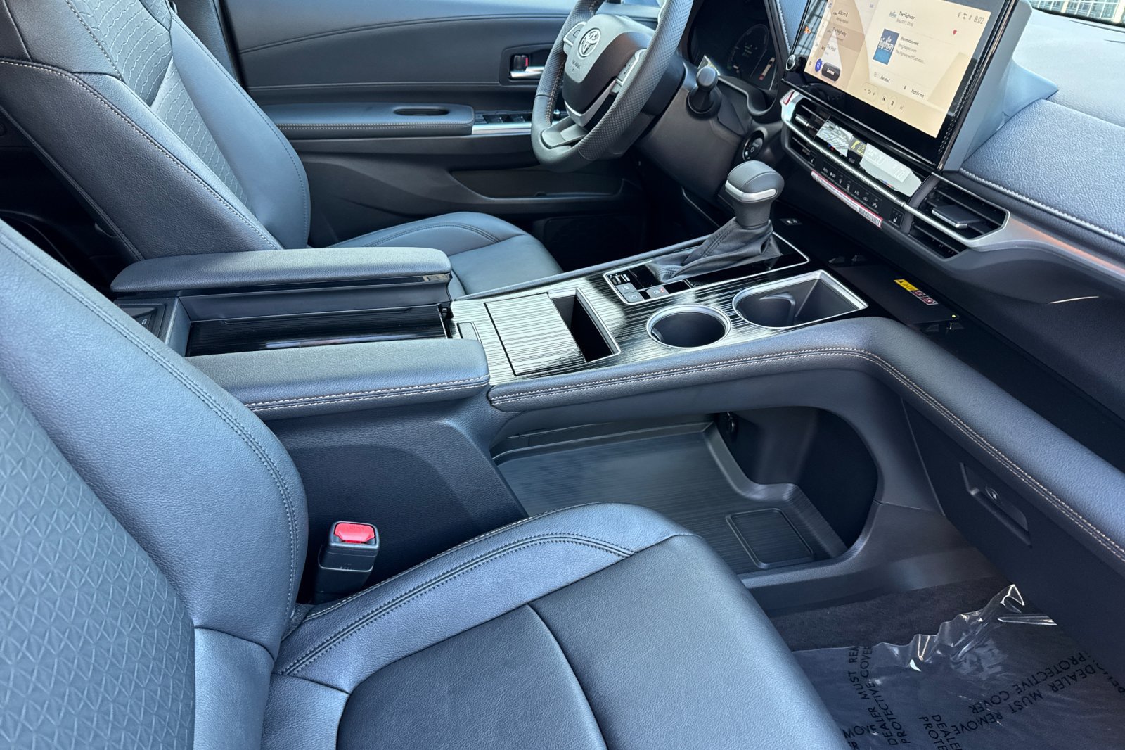 Certified 2026 Toyota Sienna XLE Woodland Edition AWD/4WD image 23