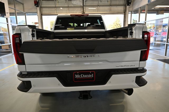New 2026 GMC Sierra 2500 Denali Ultimate image 7