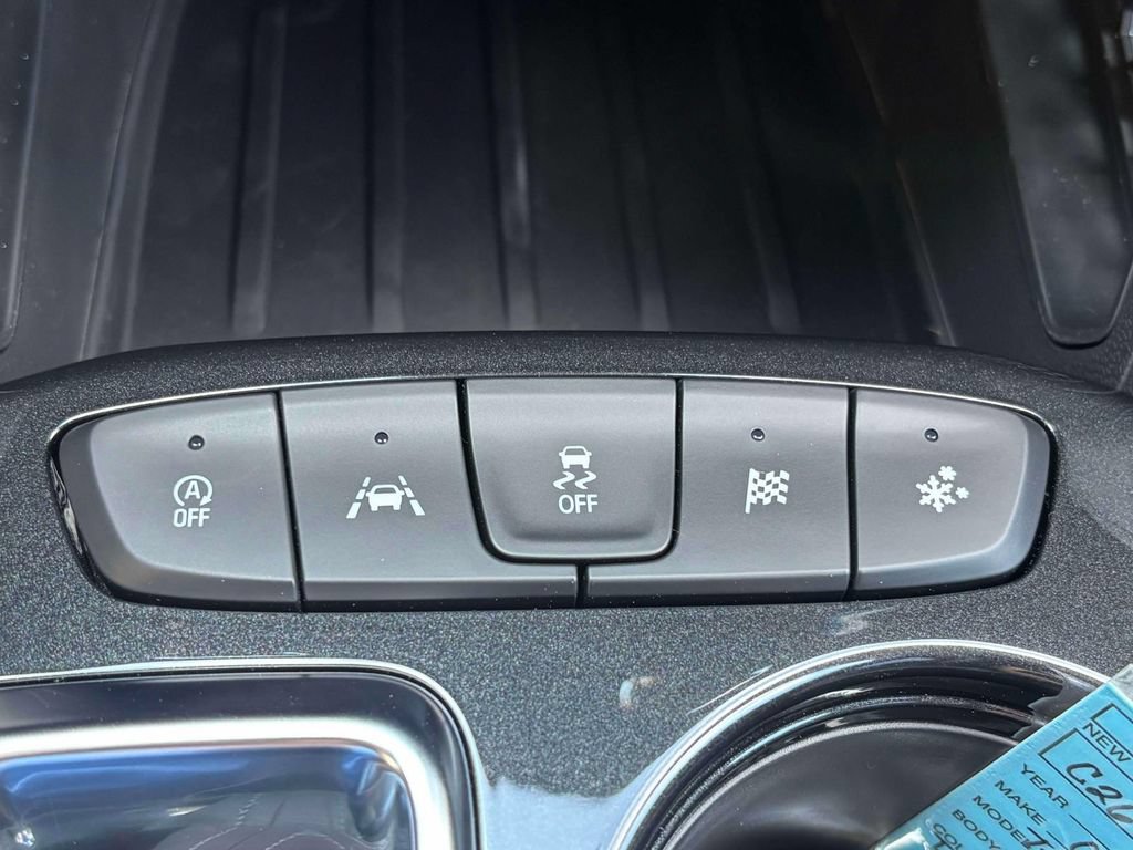 New 2026 Chevrolet TrailBlazer LT w/ LT Cold Weather Package FWD image 18