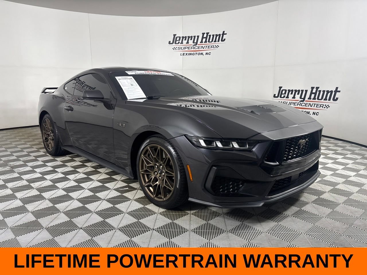 Used 2024 Ford Mustang GT Premium w/ GT Performance Package RWD image 4