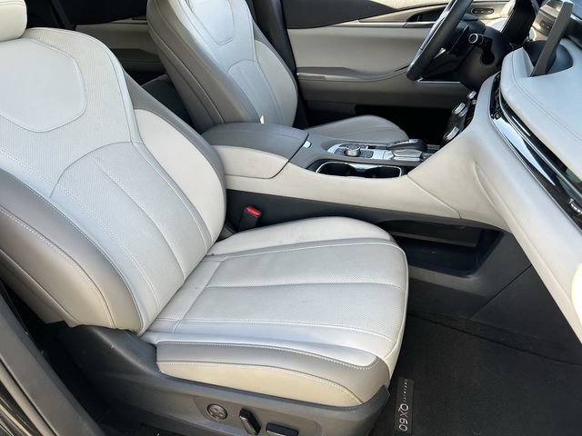 Used 2026 INFINITI QX60 Luxe w/ Cargo Package FWD image 12