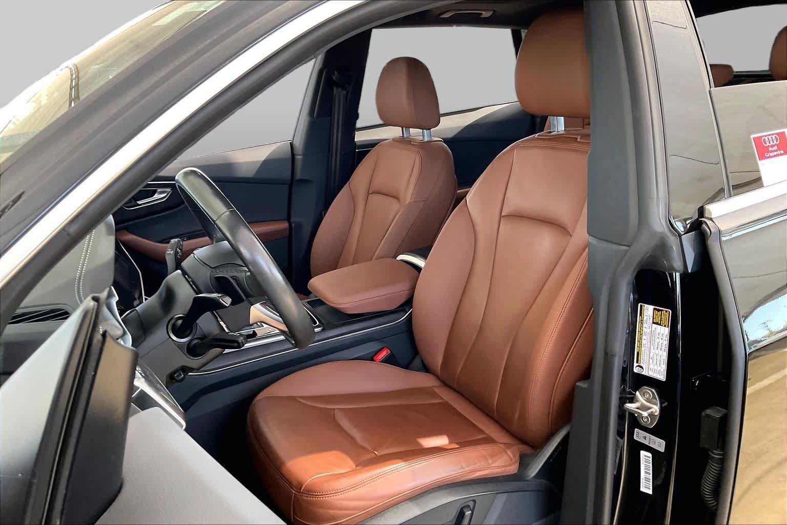 Used 2023 Audi Q8 Premium w/ Convenience Package AWD/4WD image 8