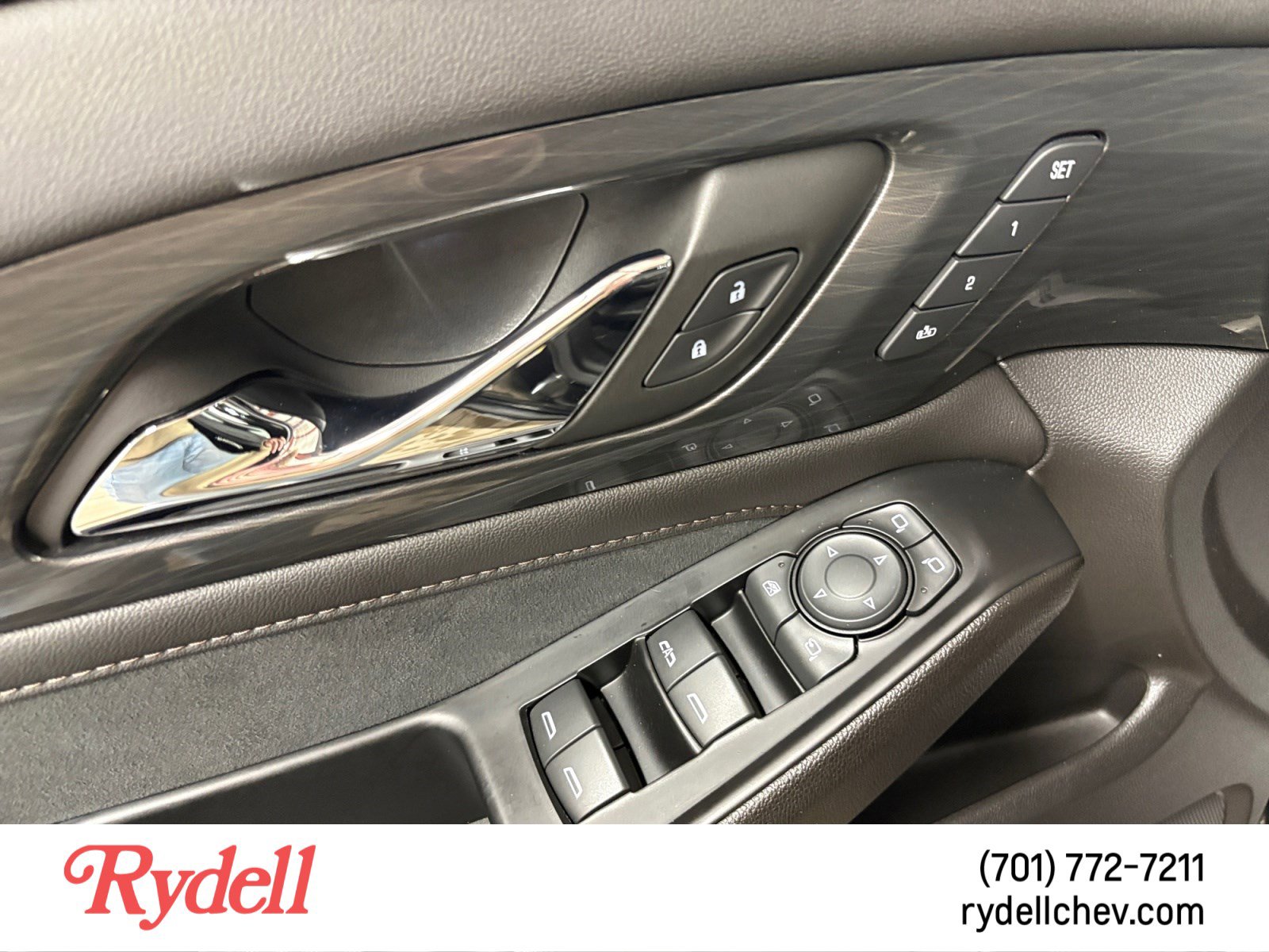Used 2023 Chevrolet Traverse High Country w/ LPO, Floor Liner Package image 11