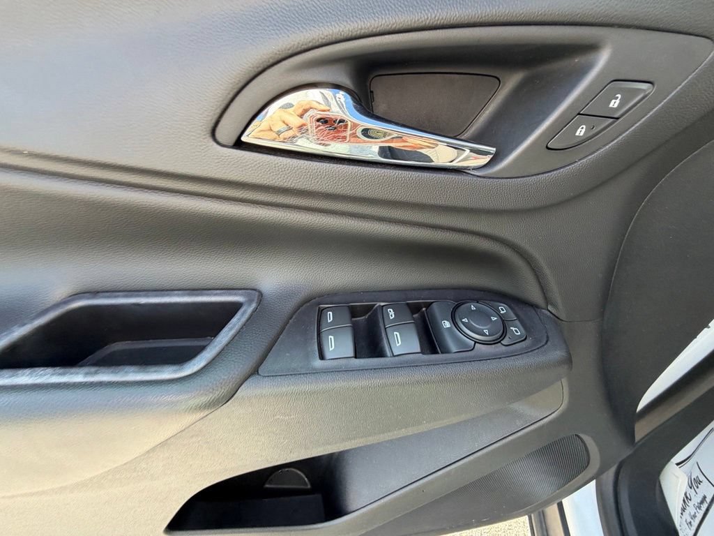Used 2019 Chevrolet Equinox LT AWD/4WD image 15
