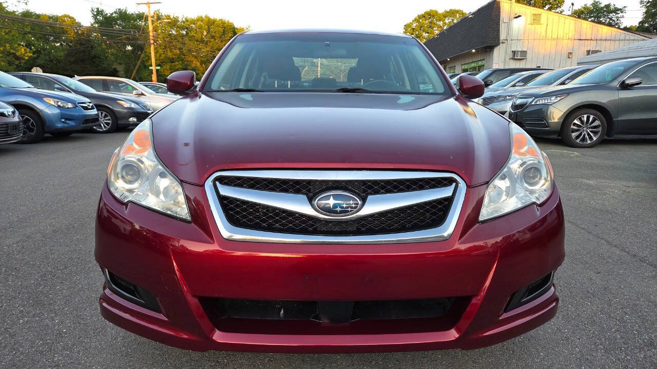 Used 2010 Subaru Legacy 2.5i Premium AWD/4WD image 4
