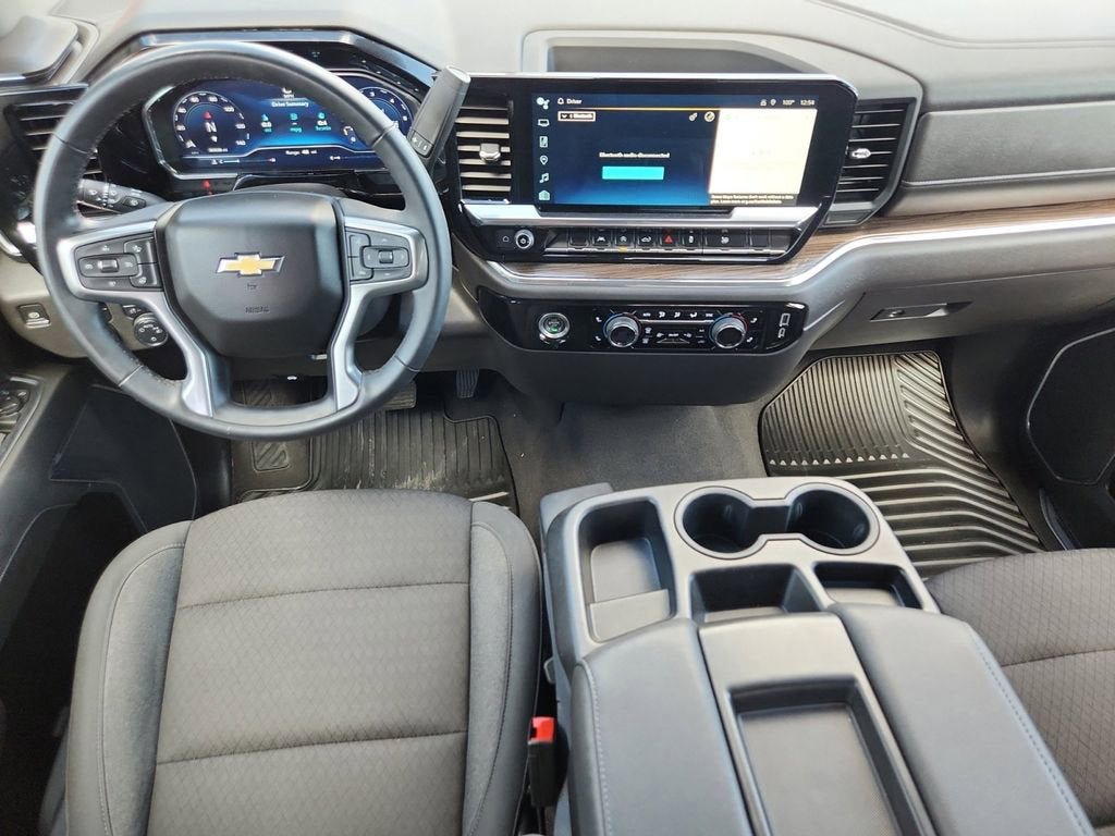 Used 2024 Chevrolet Silverado 1500 LT AWD/4WD image 10