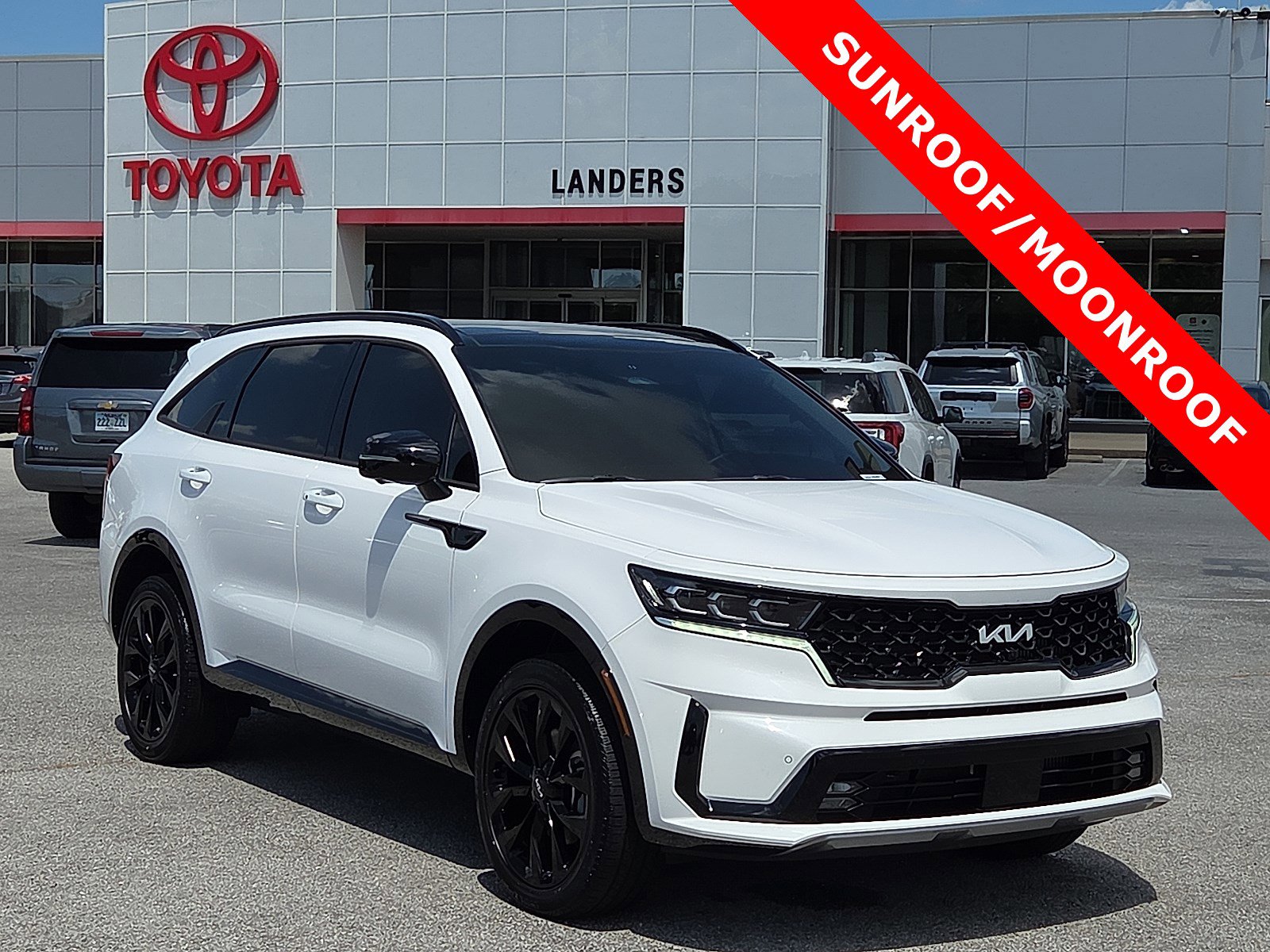 Used 2023 Kia Sorento SX