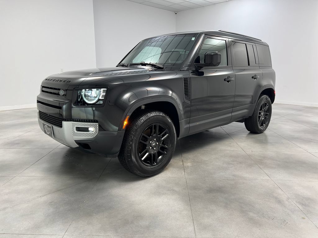 Used 2025 Land Rover Defender 110 S AWD/4WD image 4