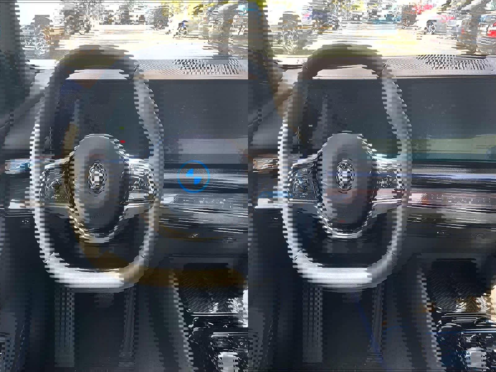 Used 2024 BMW i5 eDrive40i w/ Premium Package image 8