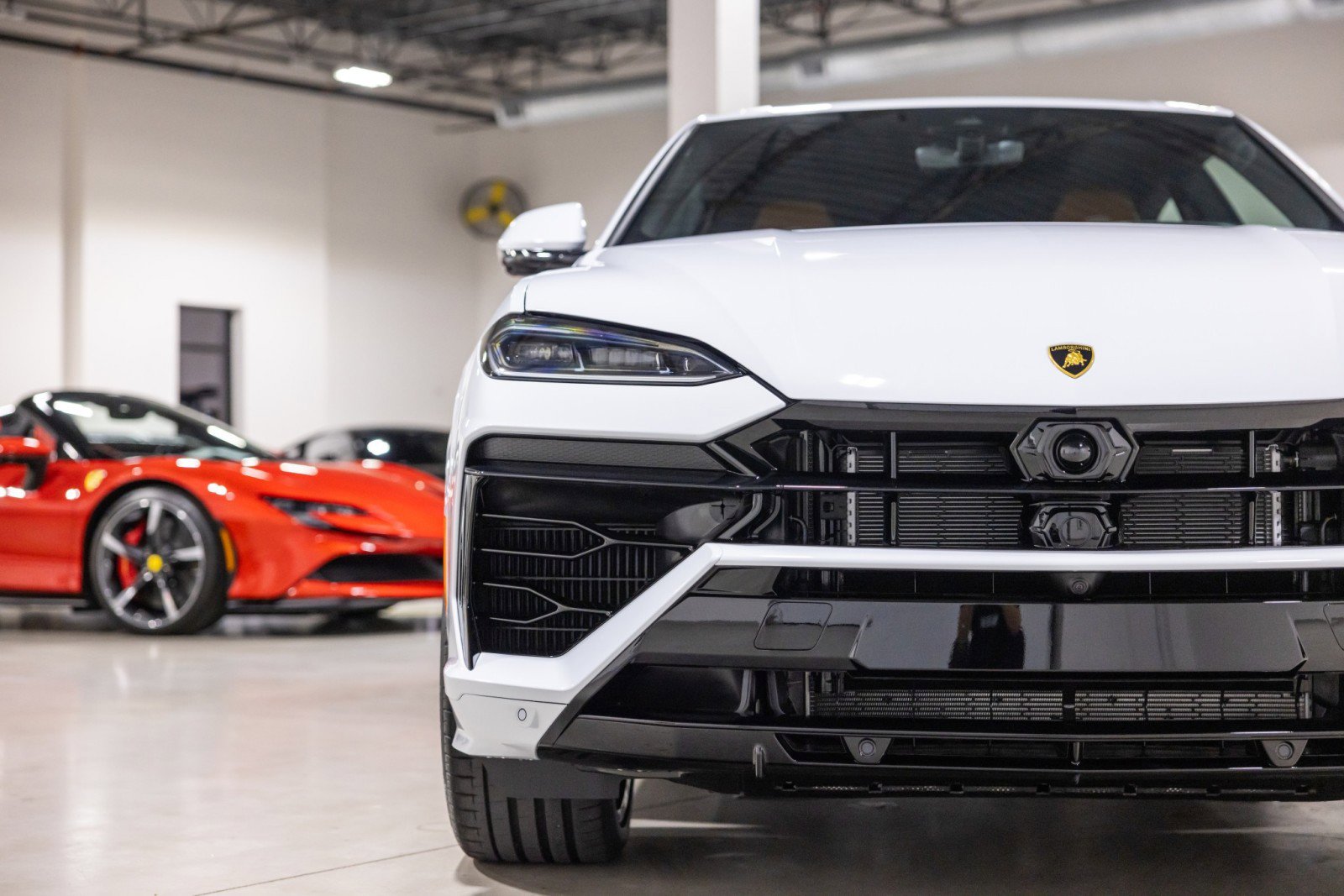 Used 2025 Lamborghini Urus SE image 21