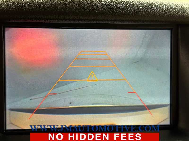 Used 2015 GMC Yukon Denali w/ Touring Package image 33