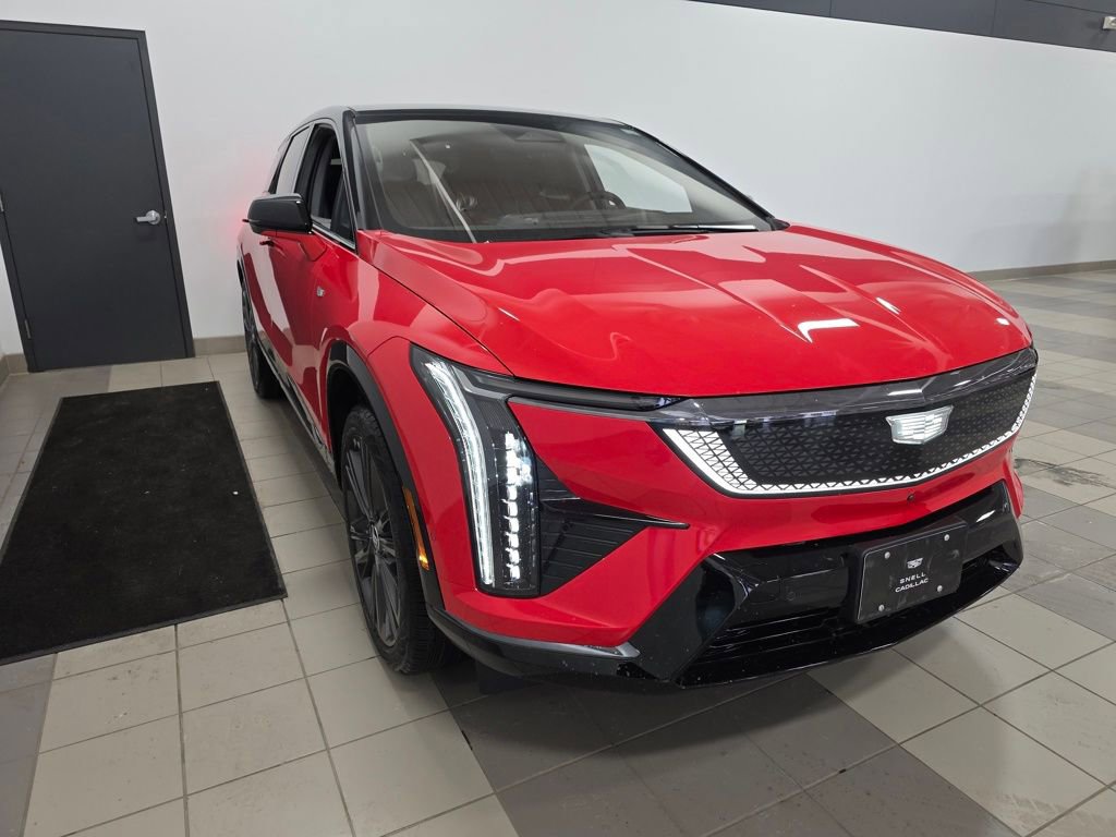 Used 2026 Cadillac Optiq Sport 2 w/ LPO, Floor Liner Package image 7