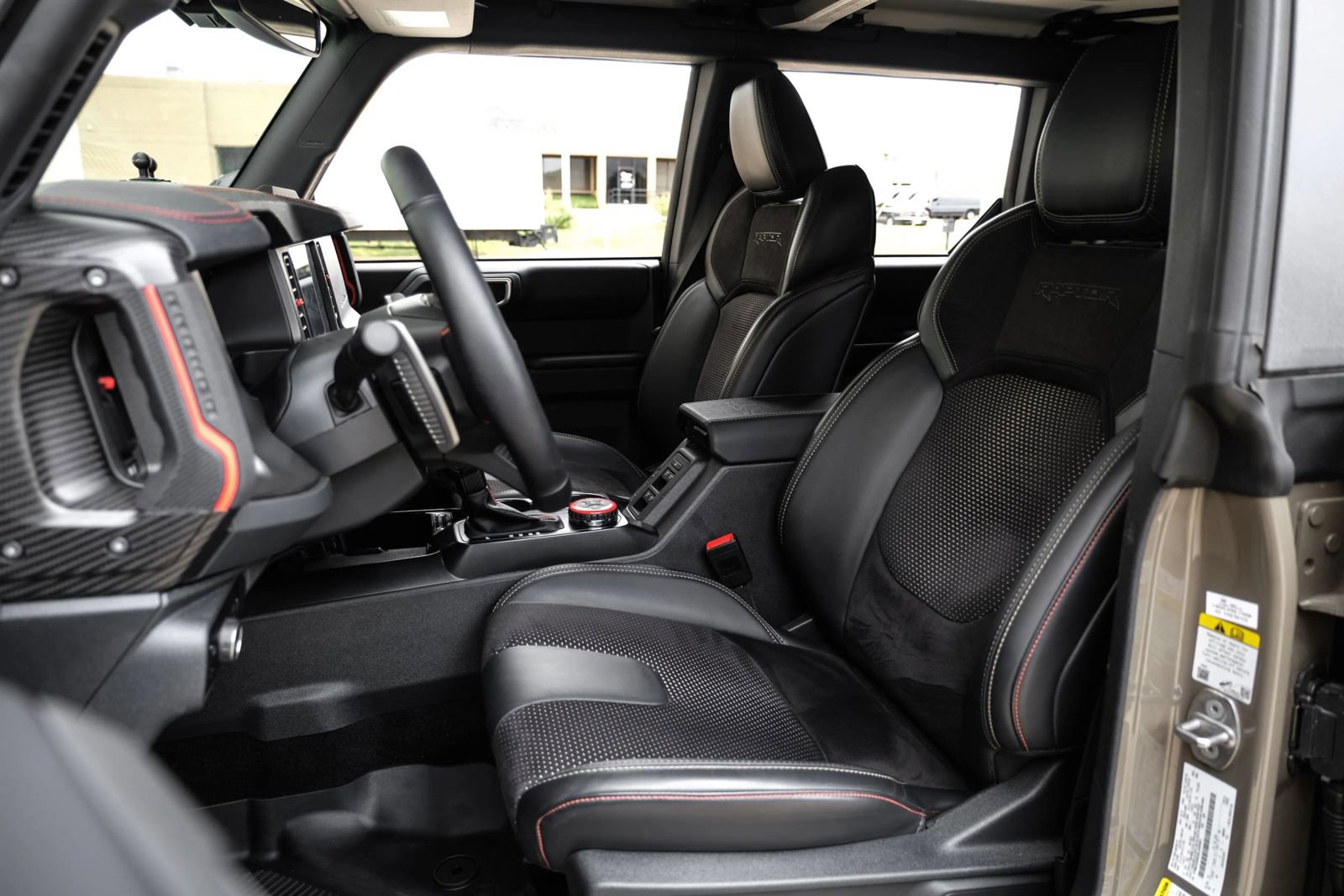 Used 2025 Ford Bronco Raptor w/ Interior Carbon Fiber Pack AWD/4WD image 35