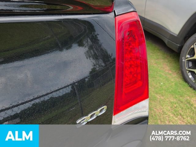 Used 2021 Chrysler 300 Touring L RWD image 12