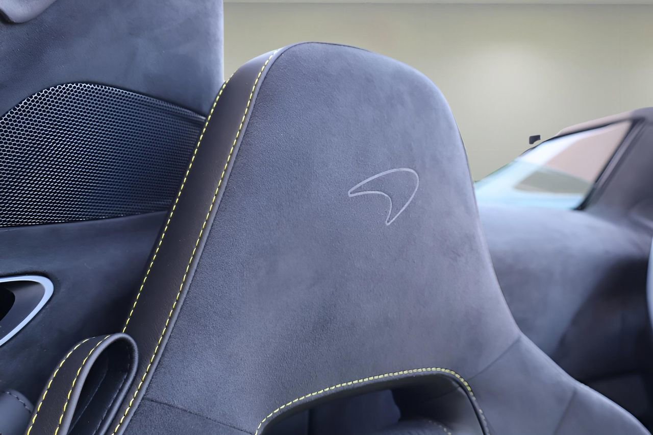 New 2026 McLaren 750S Spider RWD image 17