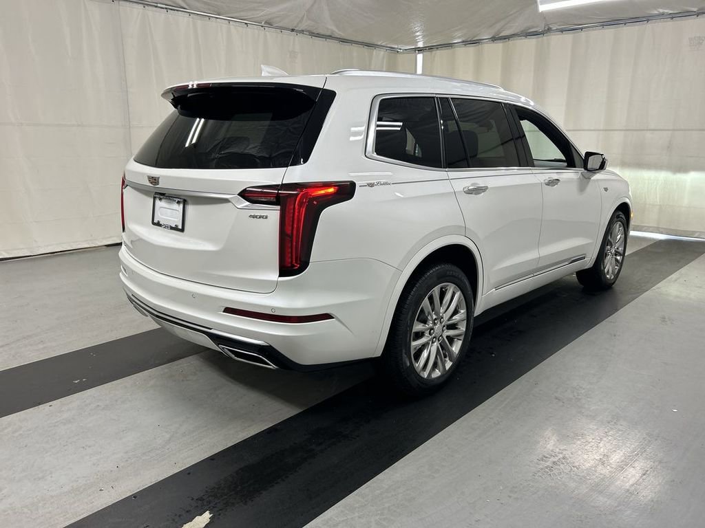 Used 2023 Cadillac XT6 Premium Luxury w/ LPO, Floor Liner Package AWD/4WD image 2