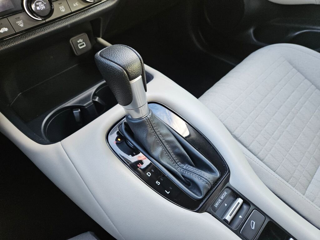 Used 2023 Honda HR-V LX image 21