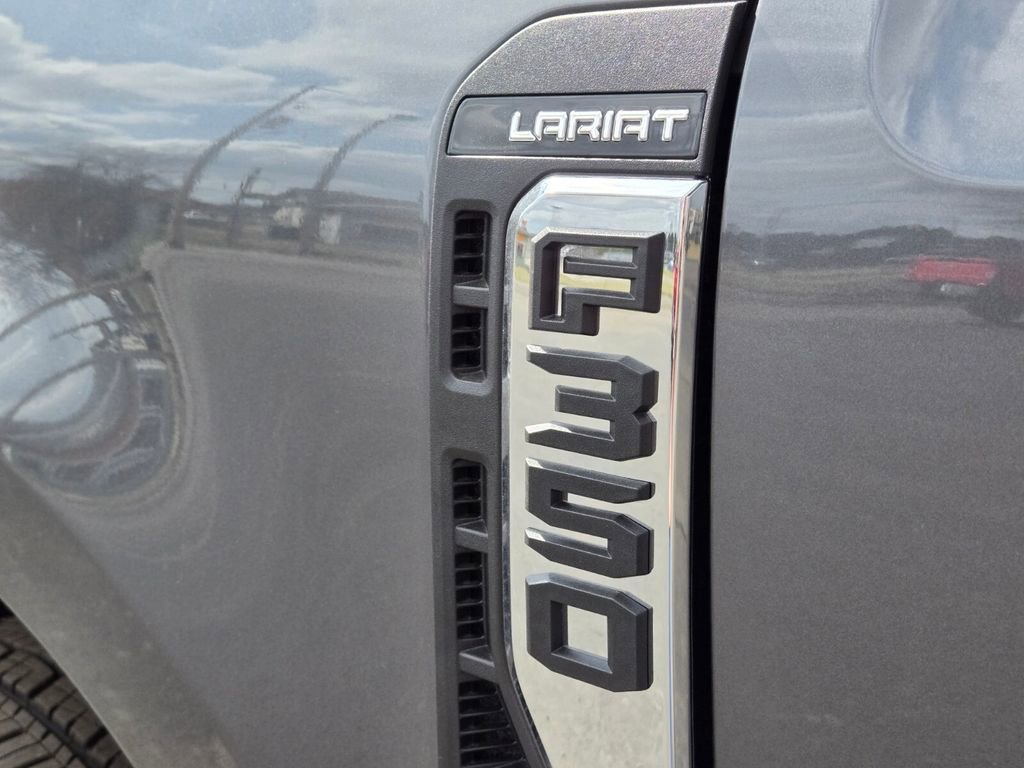 New 2026 Ford F350 Lariat image 15