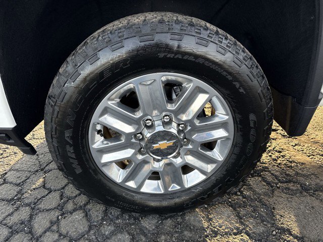 Certified 2025 Chevrolet Silverado 2500 High Country w/ Technology Package image 19