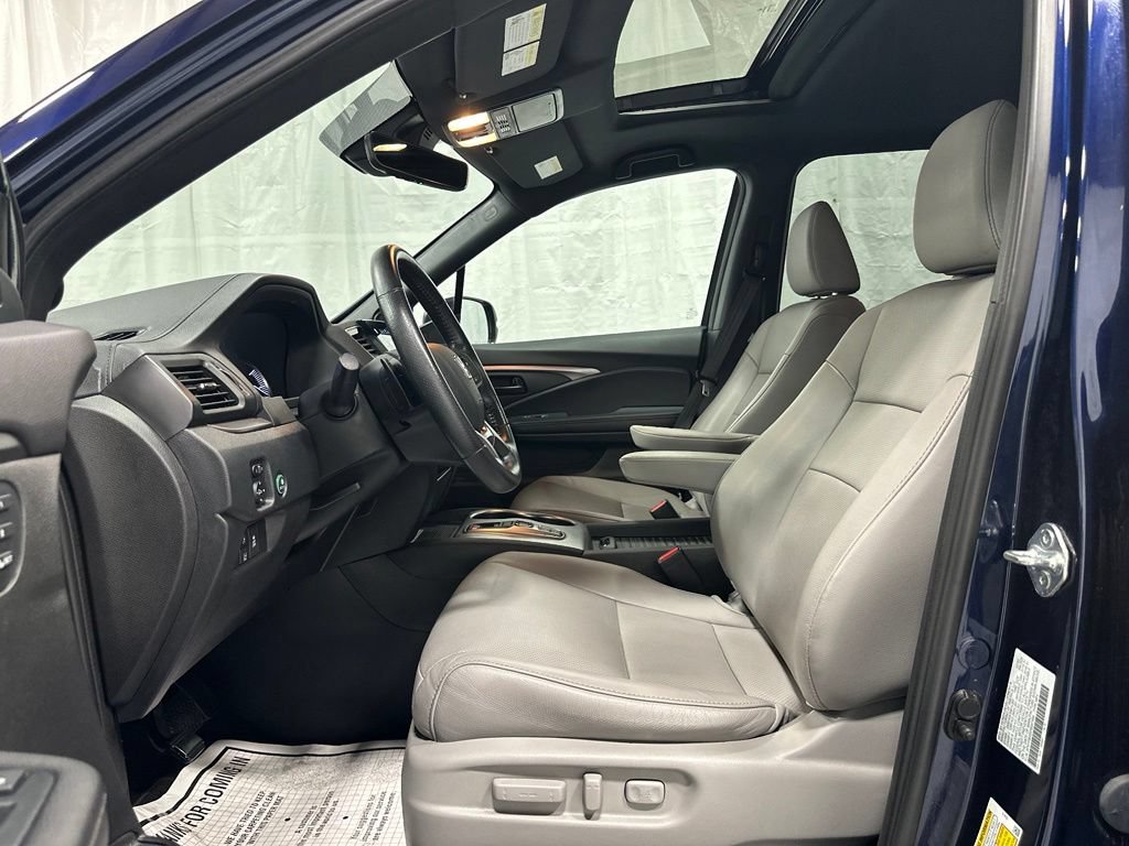 Used 2023 Honda Passport EX-L image 13