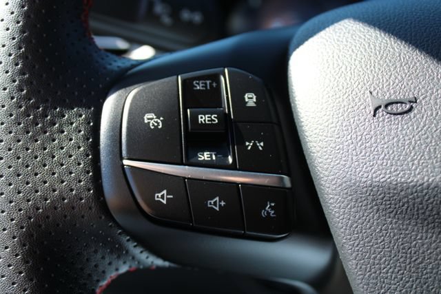 Used 2025 Ford Escape ST-Line Select w/ Tech Pack #2 AWD/4WD image 31