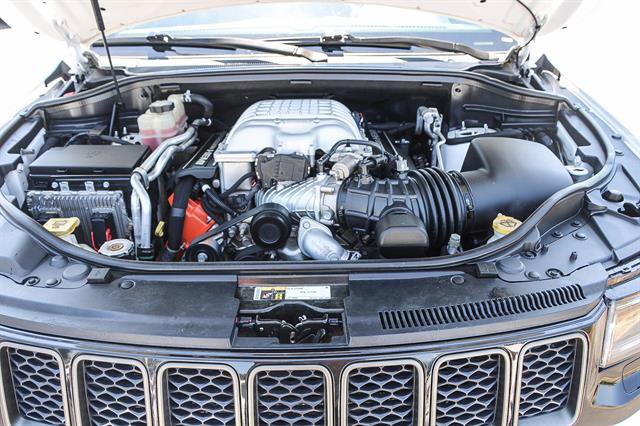 Used 2018 Jeep Grand Cherokee Trackhawk image 27