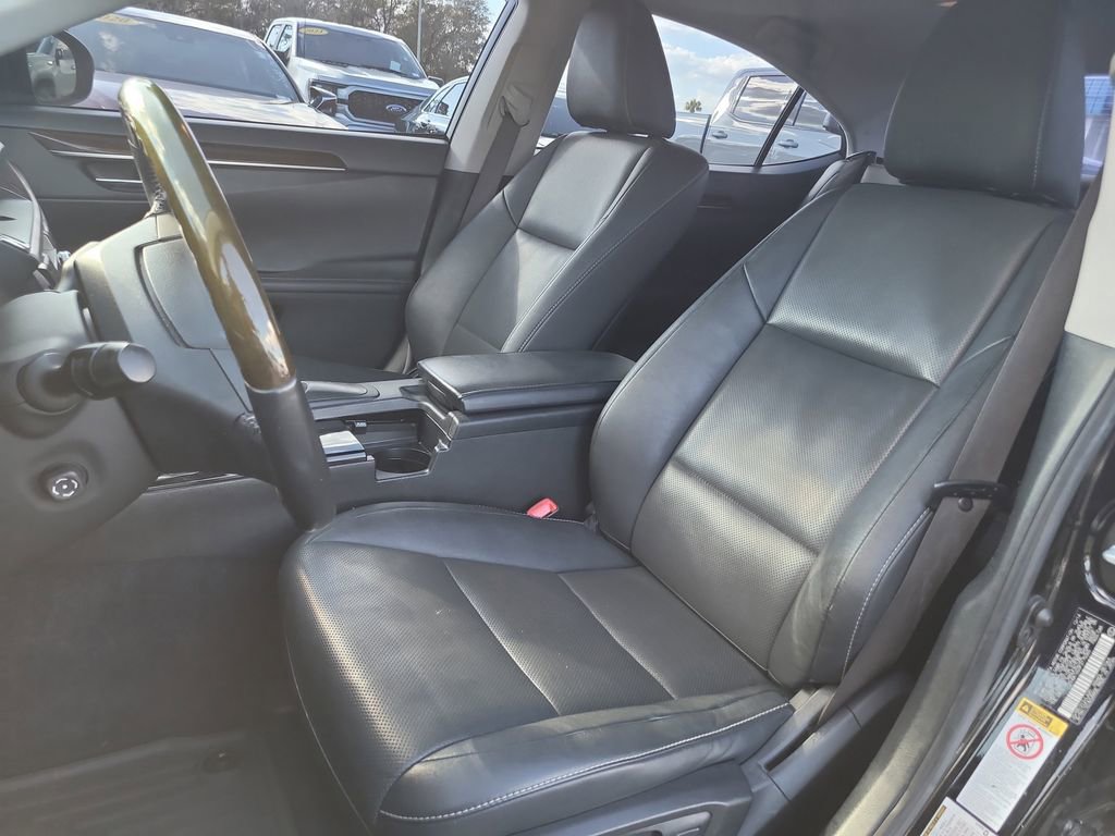 Used 2015 Lexus ES 350 w/ Premium Package image 16