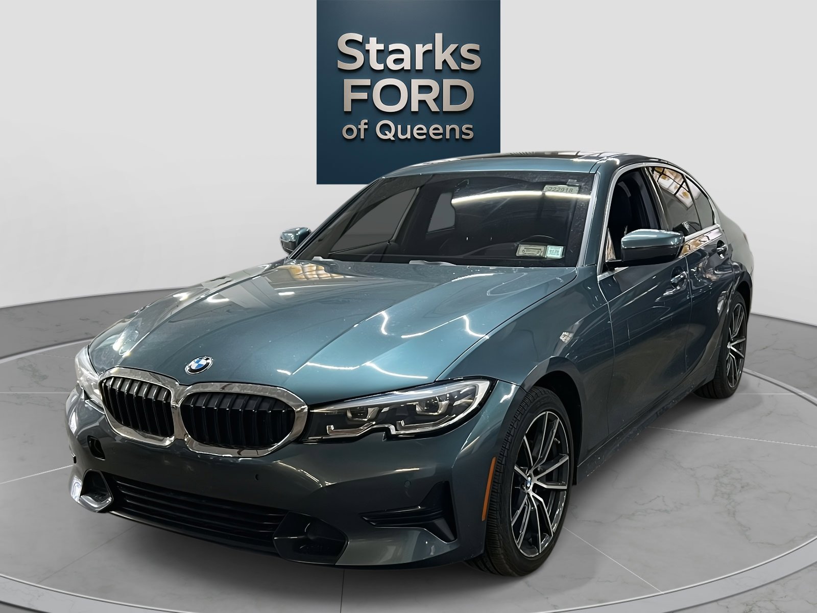 Used 2019 BMW 330i xDrive Sedan w/ Premium Package image 3