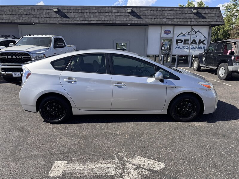 Used 2014 Toyota Prius Three FWD image 8