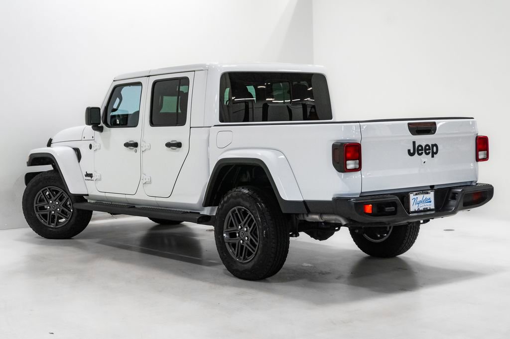 Used 2026 Jeep Gladiator Sport AWD/4WD image 26