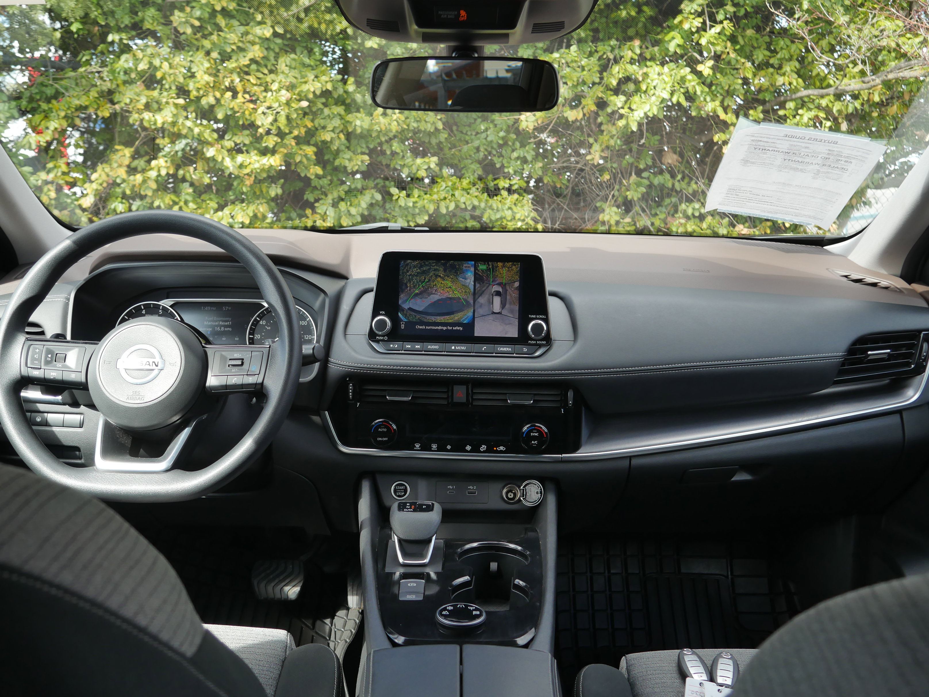 Certified 2021 Nissan Rogue SV image 16