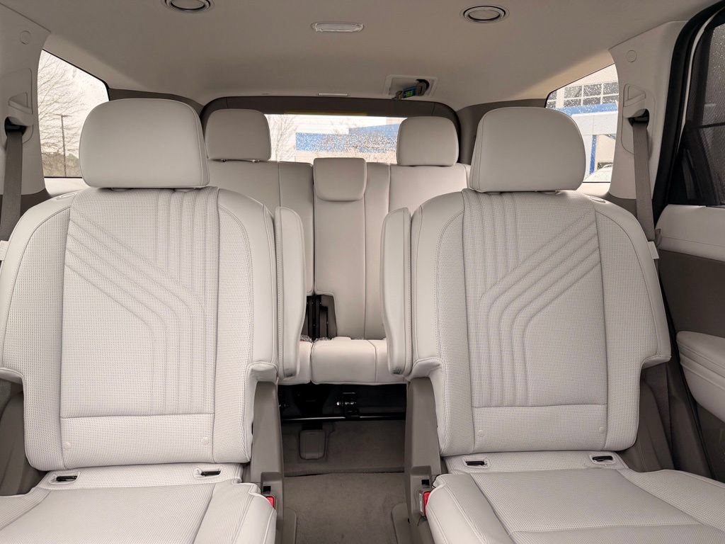 New 2026 Hyundai Palisade SEL Premium w/ Tow & Go Package FWD image 29