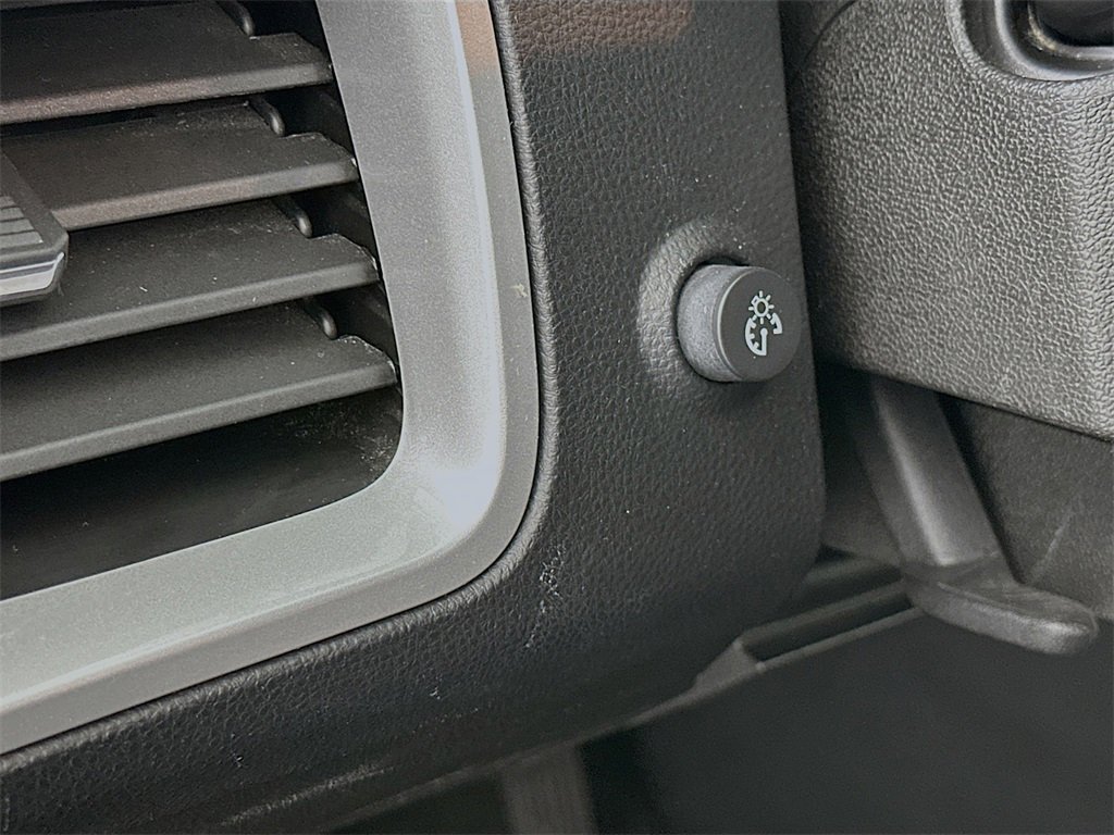 Used 2015 Chevrolet Equinox LT image 13