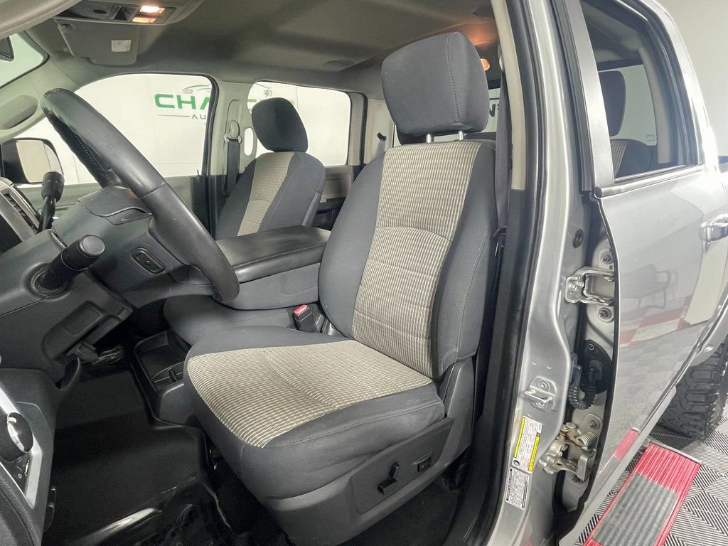 Used 2012 RAM 2500 SLT w/ Technology Group AWD/4WD image 20