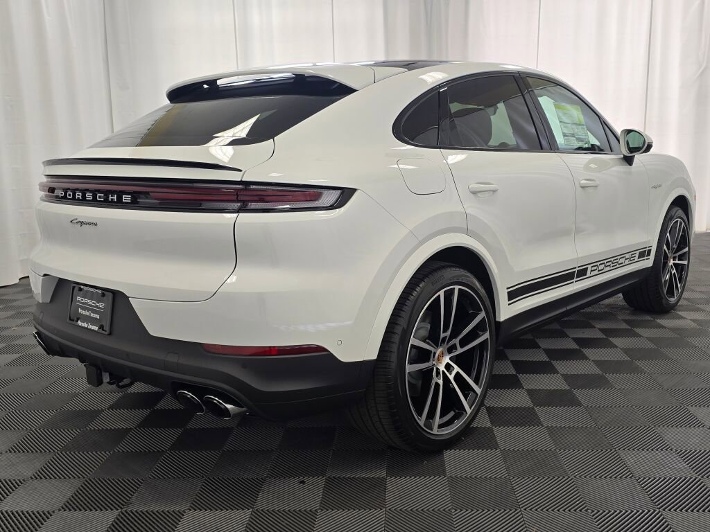 New 2025 Porsche Cayenne E-Hybrid Coupe image 8