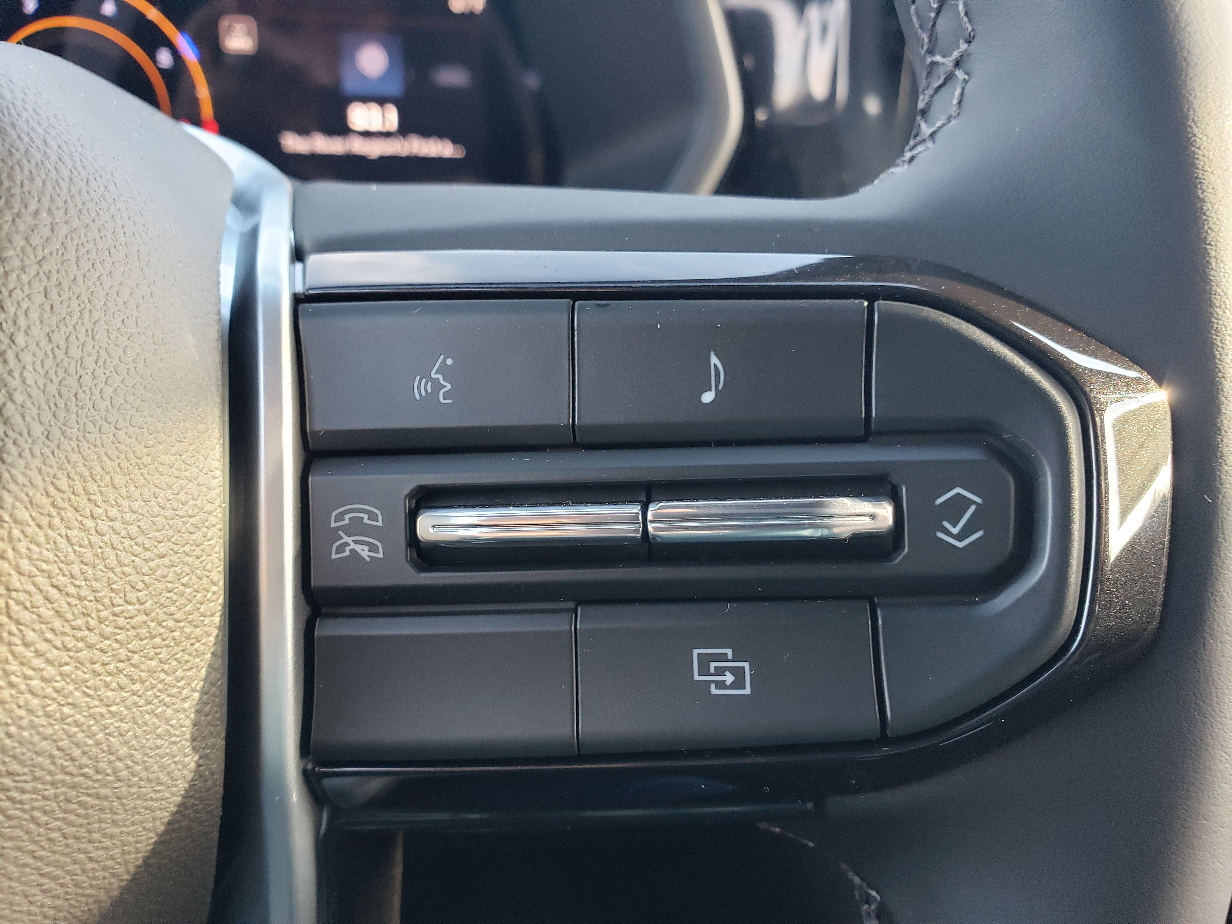 New 2026 Chevrolet Colorado W/T image 15