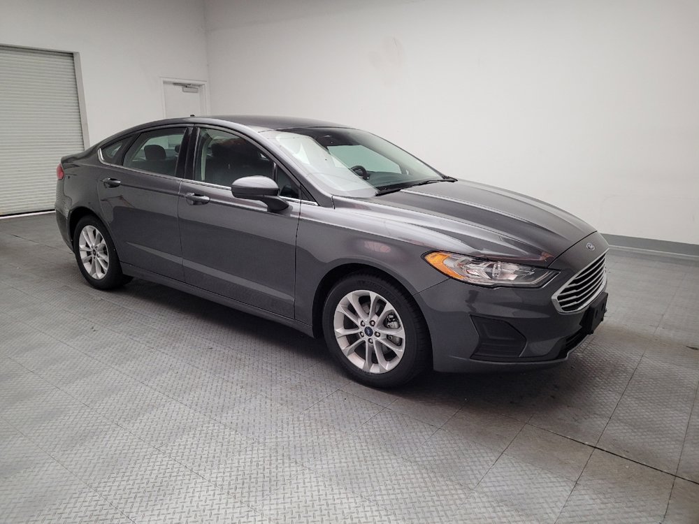 Used 2020 Ford Fusion SE FWD image 11