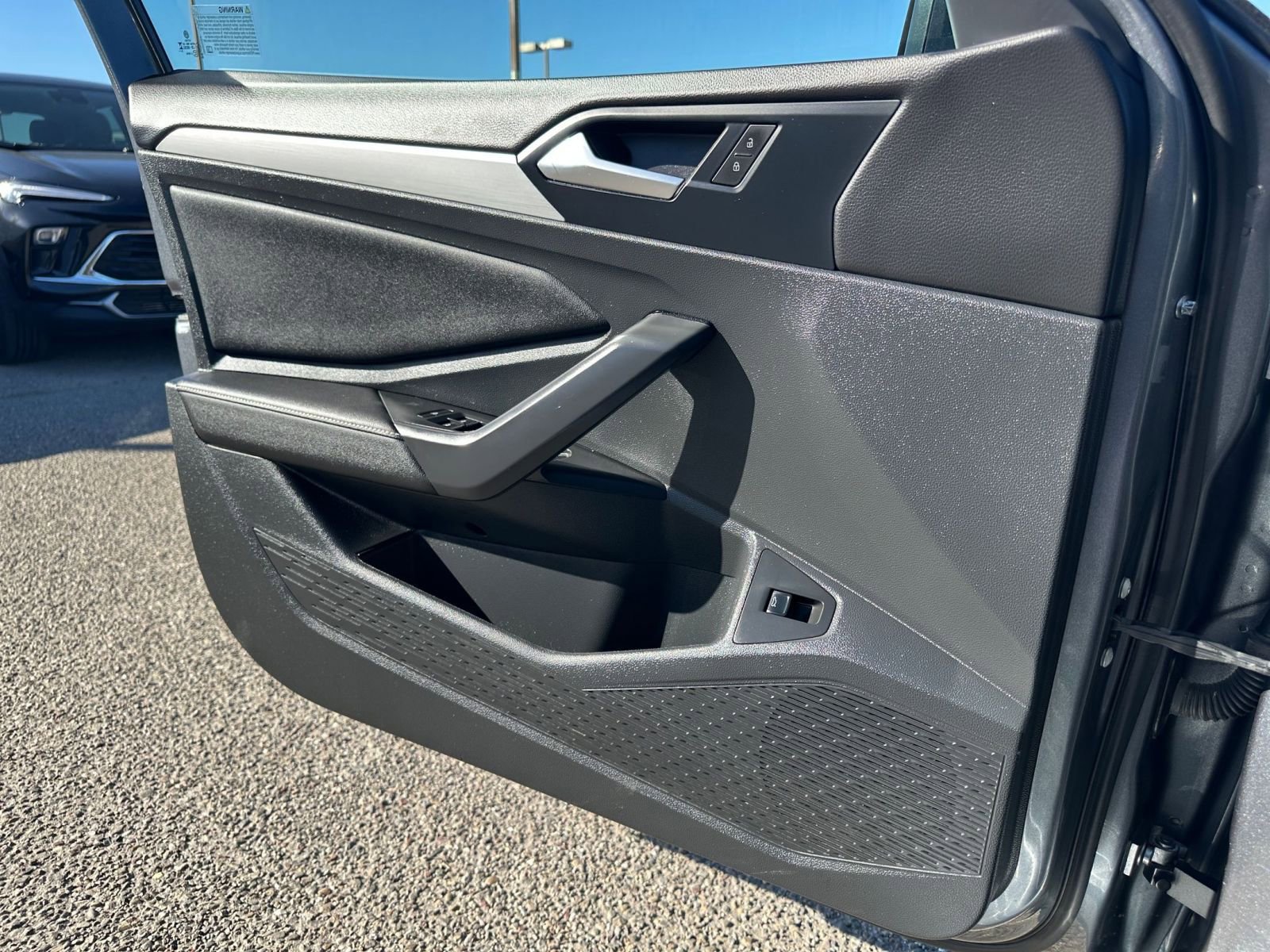 Used 2025 Volkswagen Jetta Sport image 18