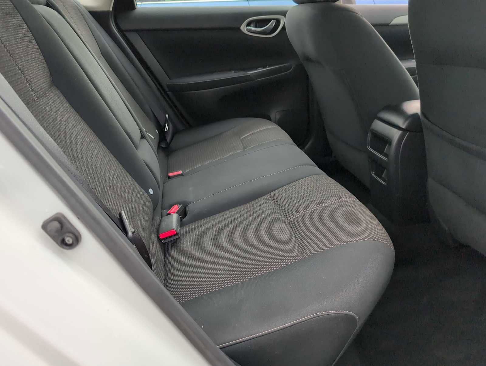 Used 2015 Nissan Sentra S image 20