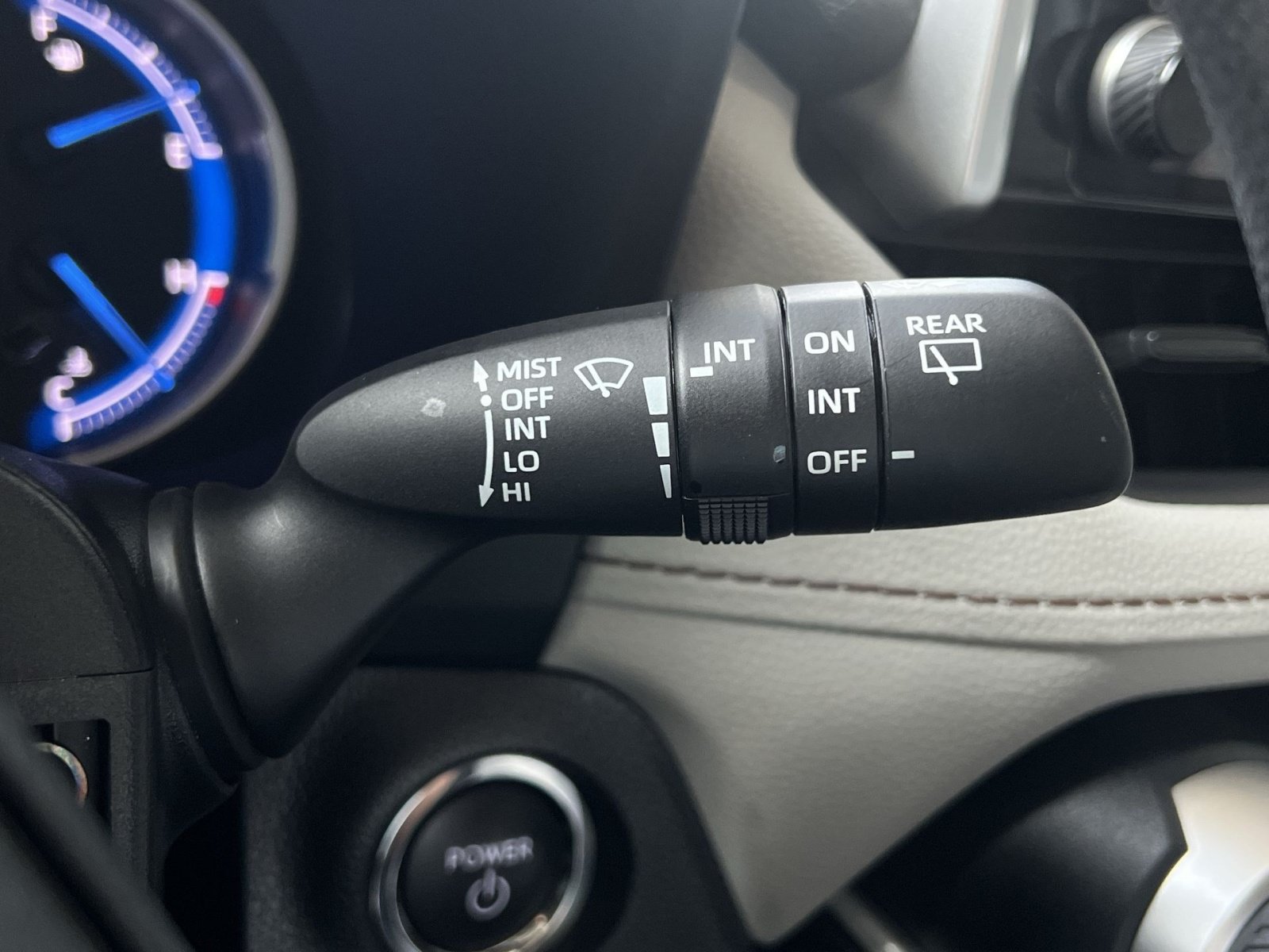 Used 2024 Toyota RAV4 XLE AWD/4WD image 24
