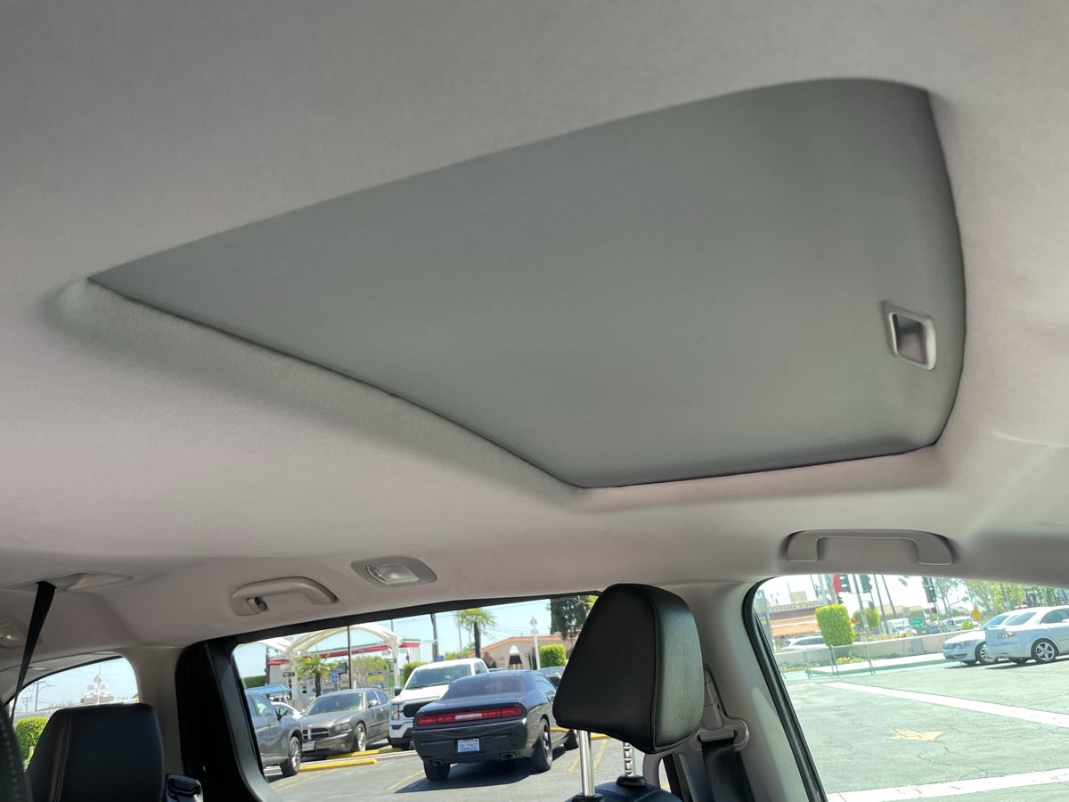 Used 2023 Honda Odyssey EX-L image 47