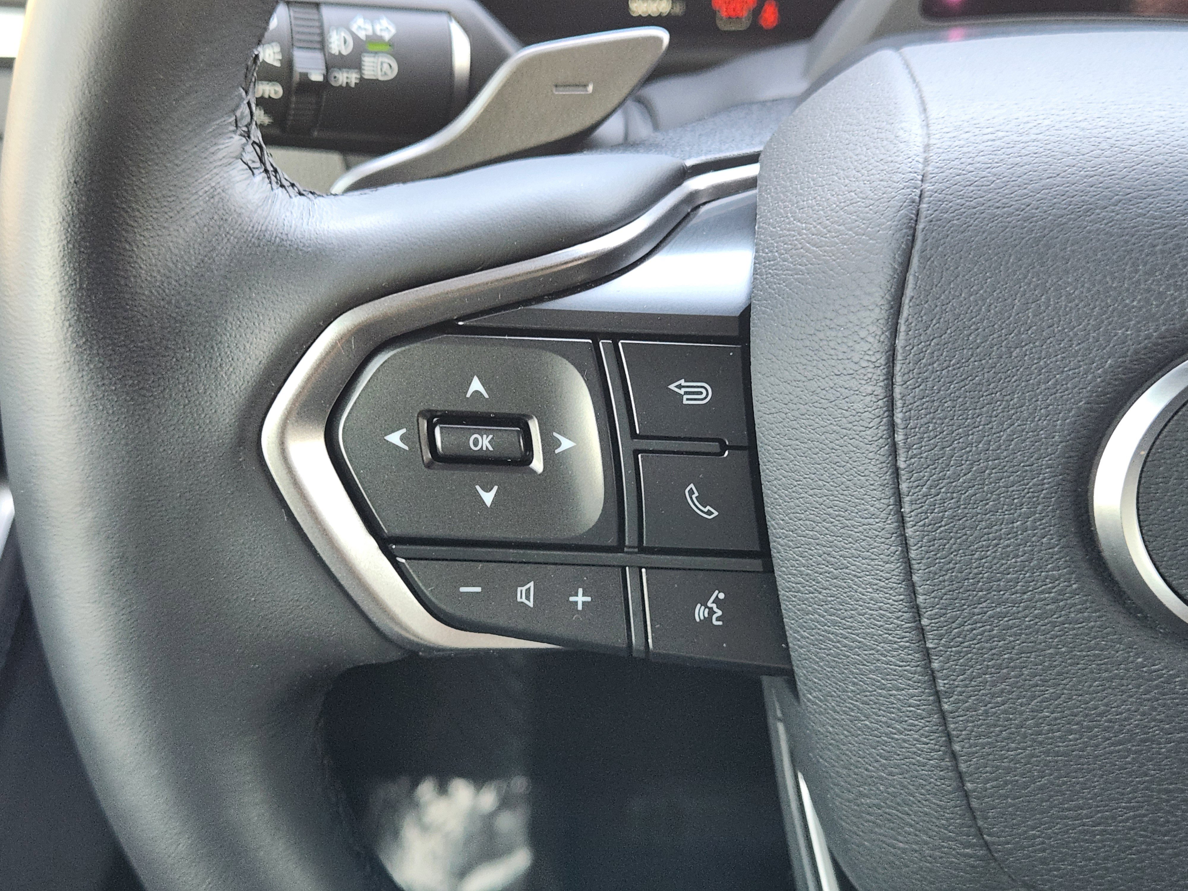 Used 2025 Lexus GX 550 image 35