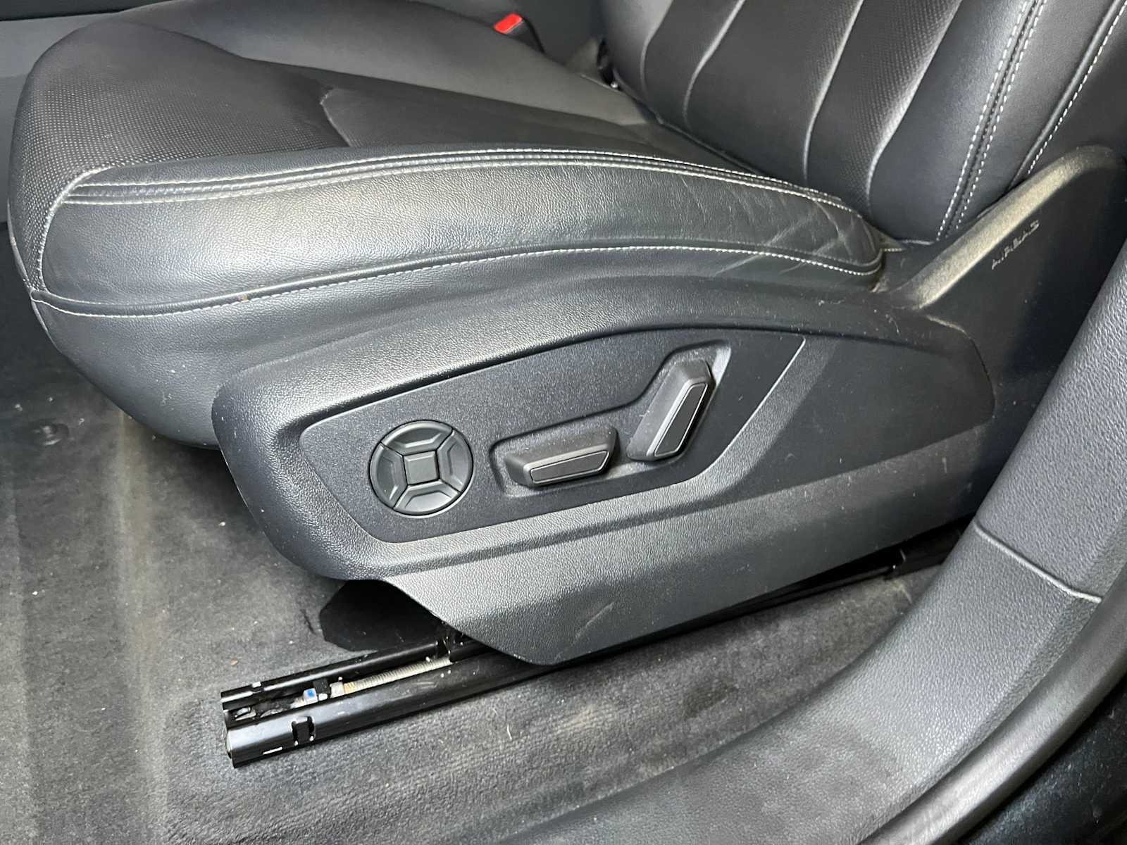 Used 2022 Audi Q8 Premium Plus w/ Premium Plus Package image 24