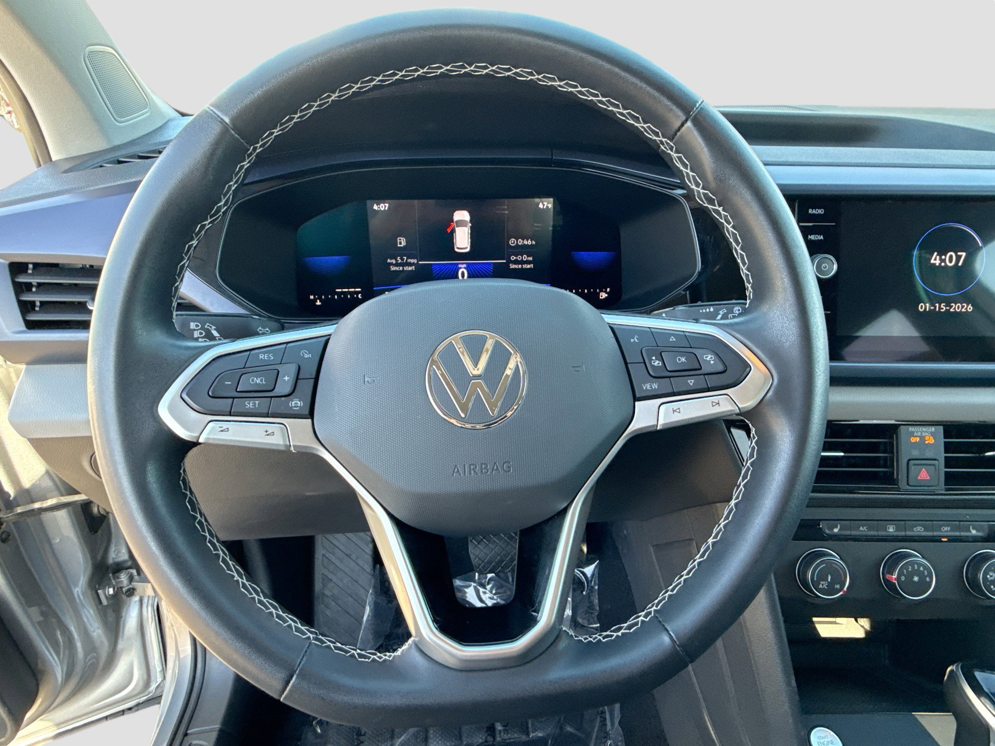 Used 2022 Volkswagen Taos SE image 37