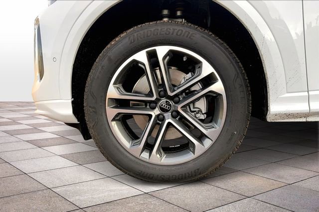 New 2025 Audi Q5 Premium image 11