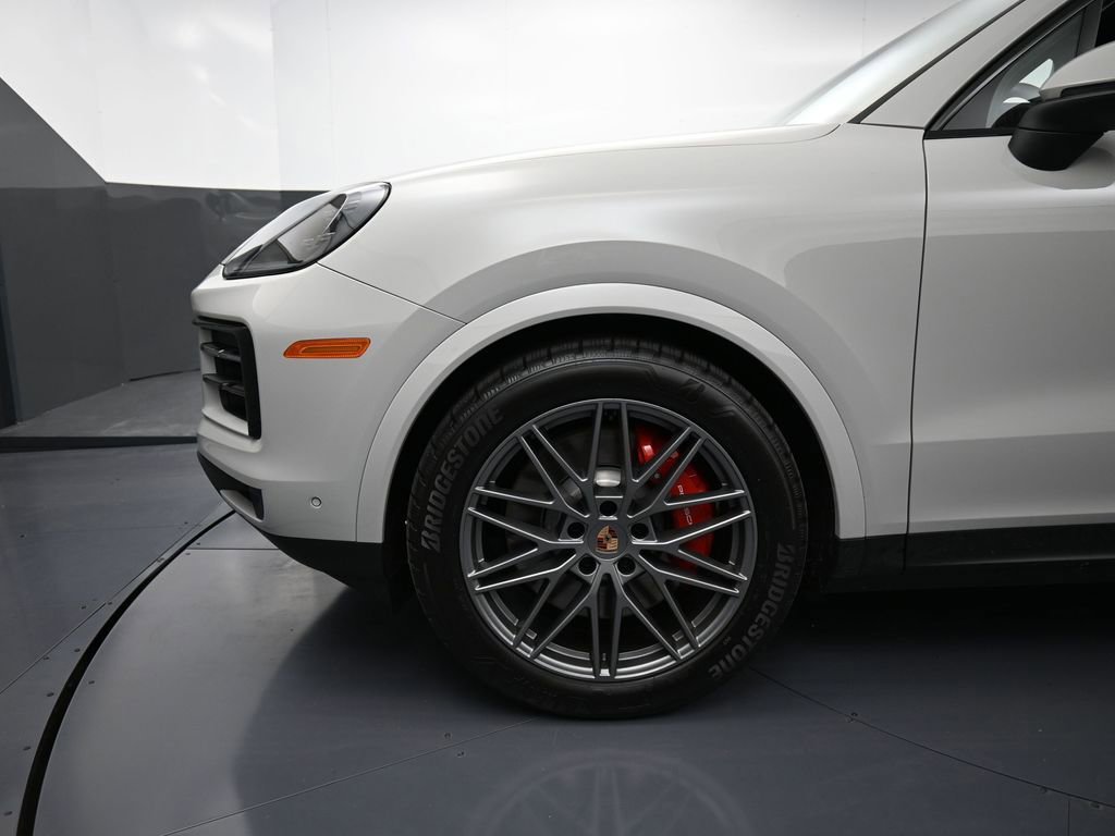 New 2026 Porsche Cayenne S image 12
