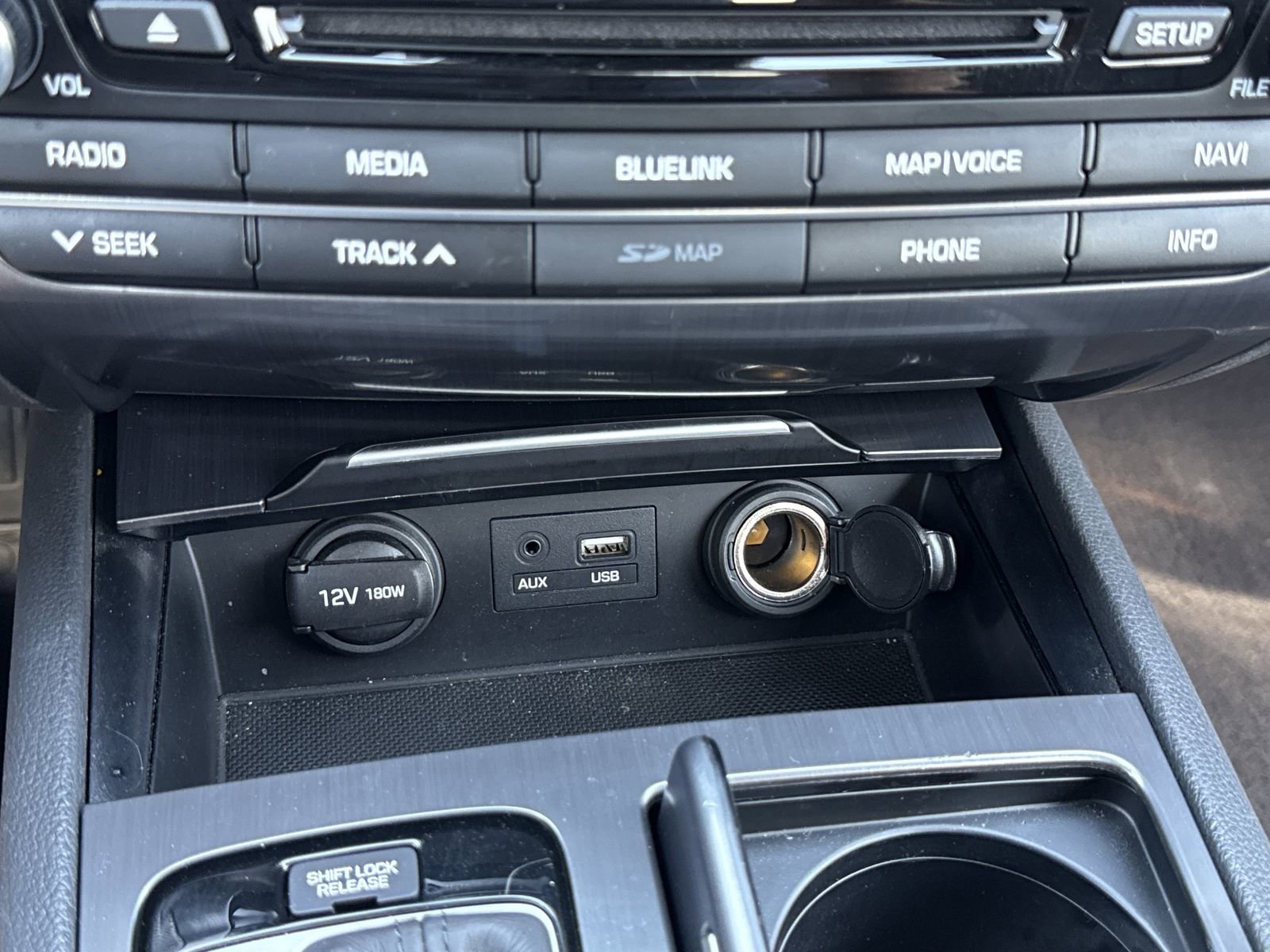 Used 2017 Genesis G80 3.8 w/ Option Group 02 image 28