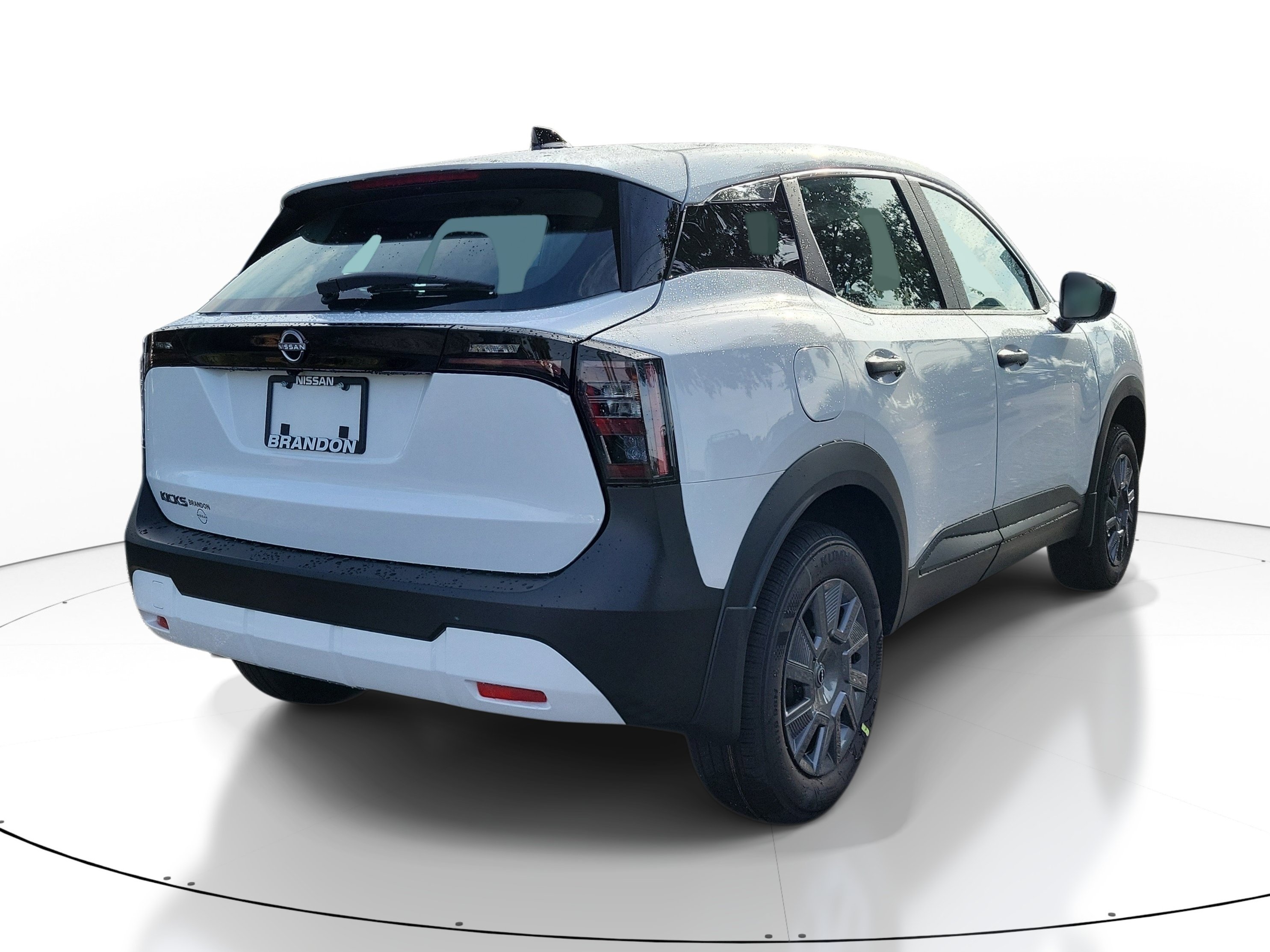 New 2027 Nissan Kicks S FWD image 7