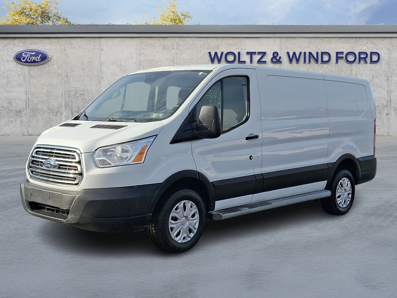 Certified 2019 Ford Transit 250 130 Low Roof w/ Exterior Upgrade Package image 3