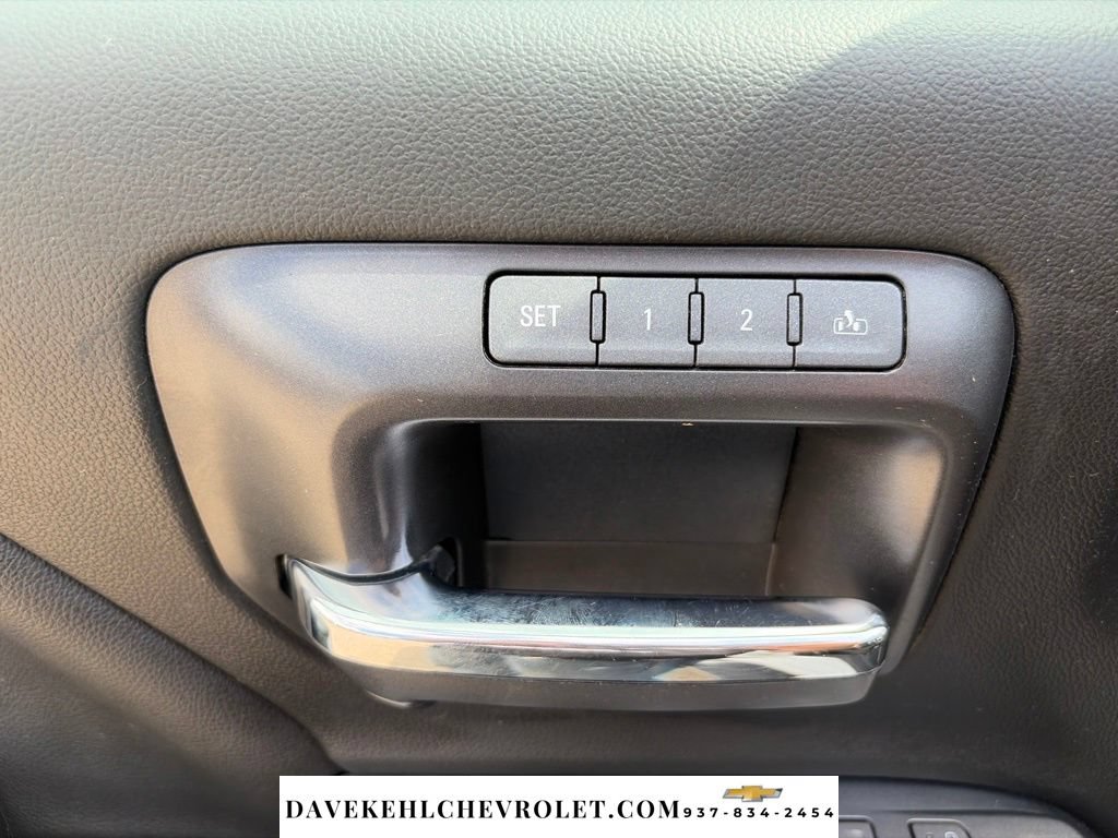 Used 2017 Chevrolet Silverado 2500 LTZ w/ Duramax Plus Package AWD/4WD image 11